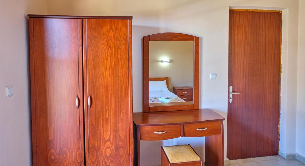 Theodora Apartments Agios Stefanos Corfu Agios Stefanos Avliotes  ภายนอก รูปภาพ