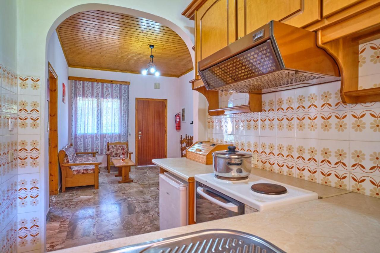Theodora Apartments Agios Stefanos Corfu Agios Stefanos Avliotes  ภายนอก รูปภาพ